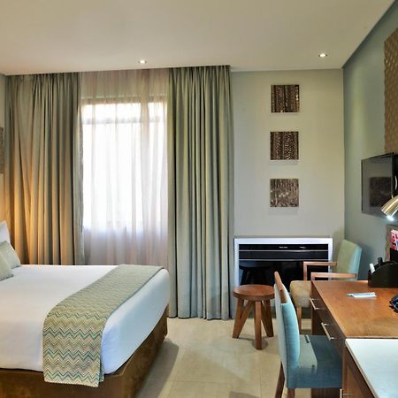 Cresta Maun Hotel Esterno foto