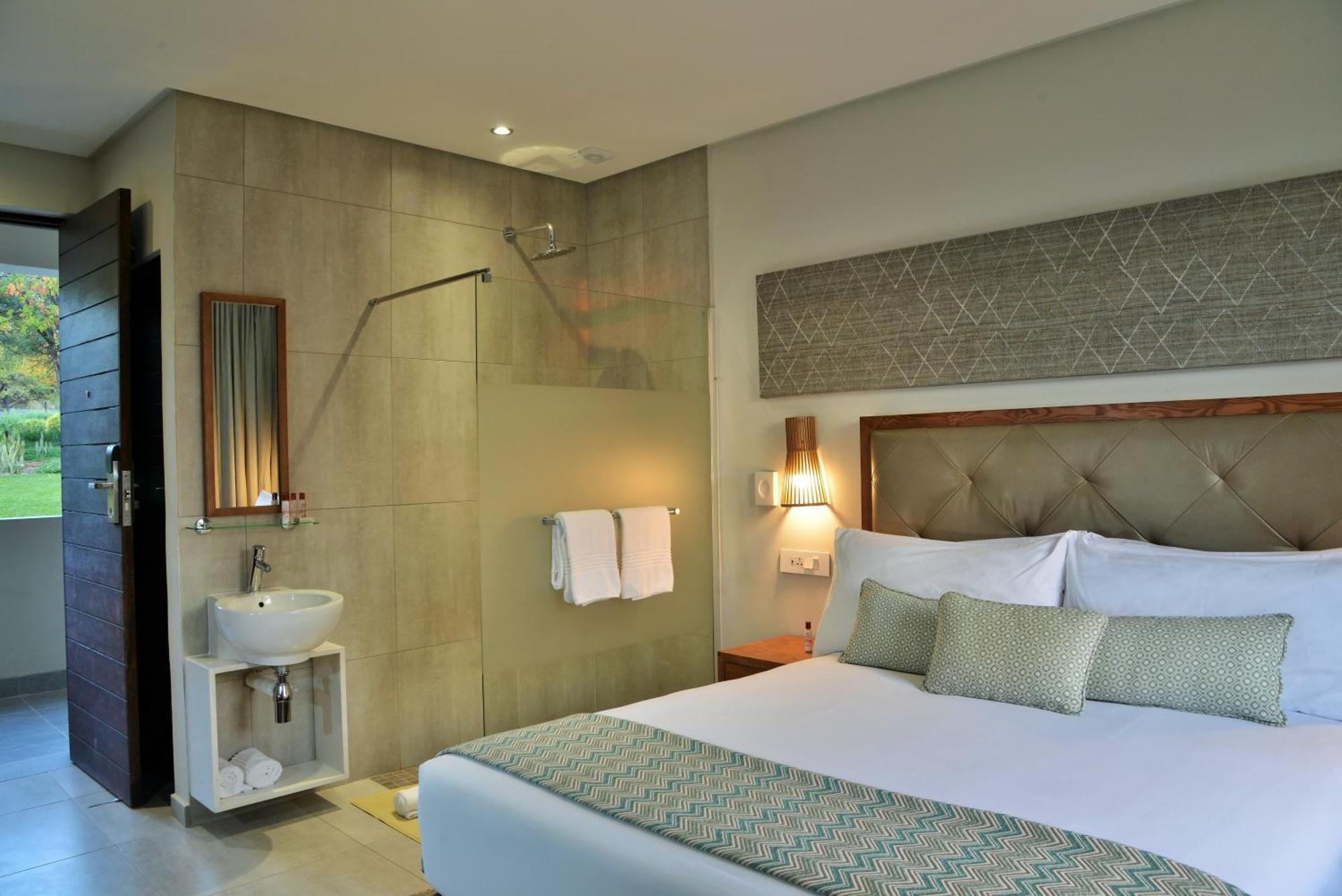 Cresta Maun Hotel Esterno foto