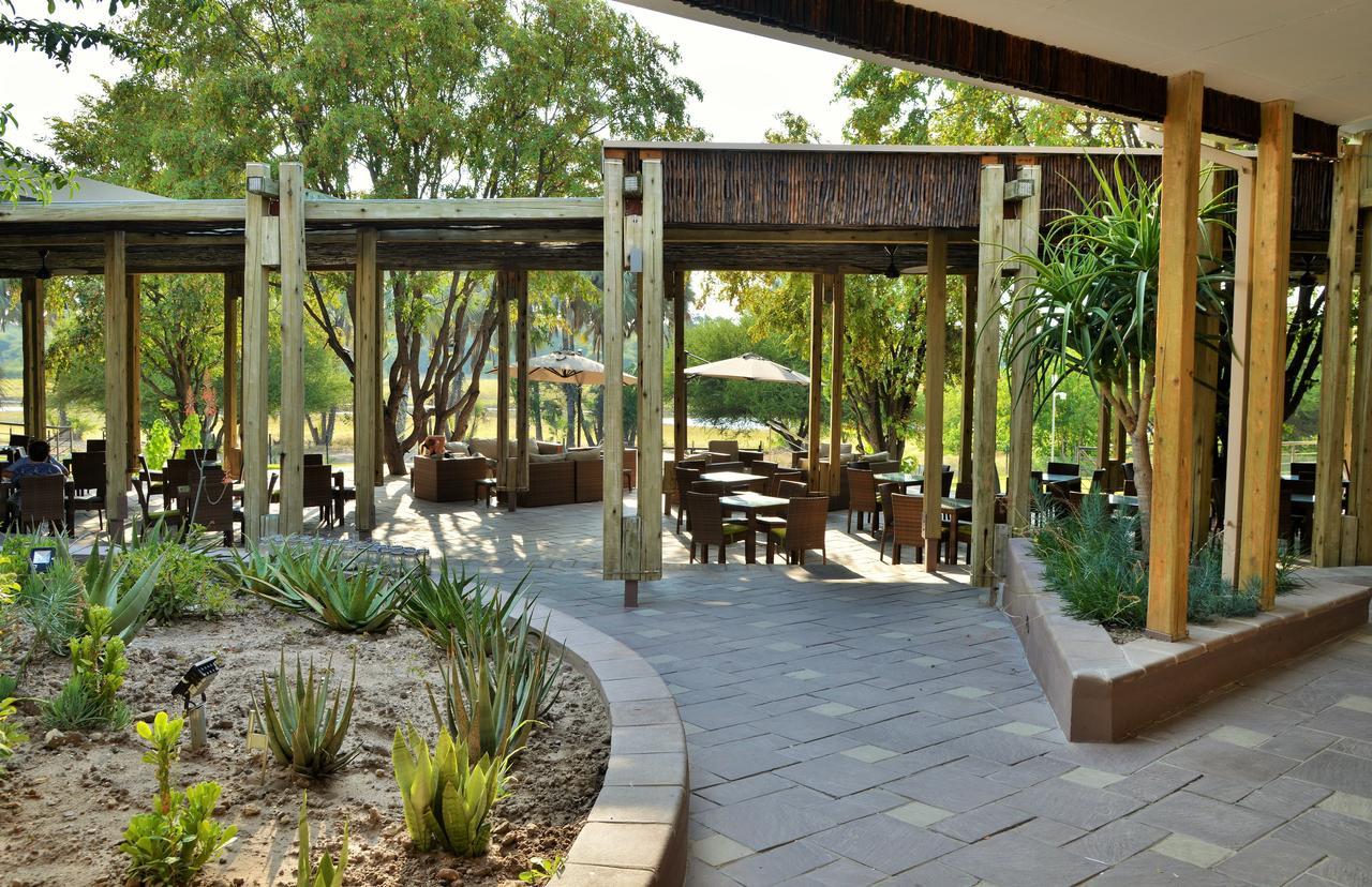 Cresta Maun Hotel Esterno foto
