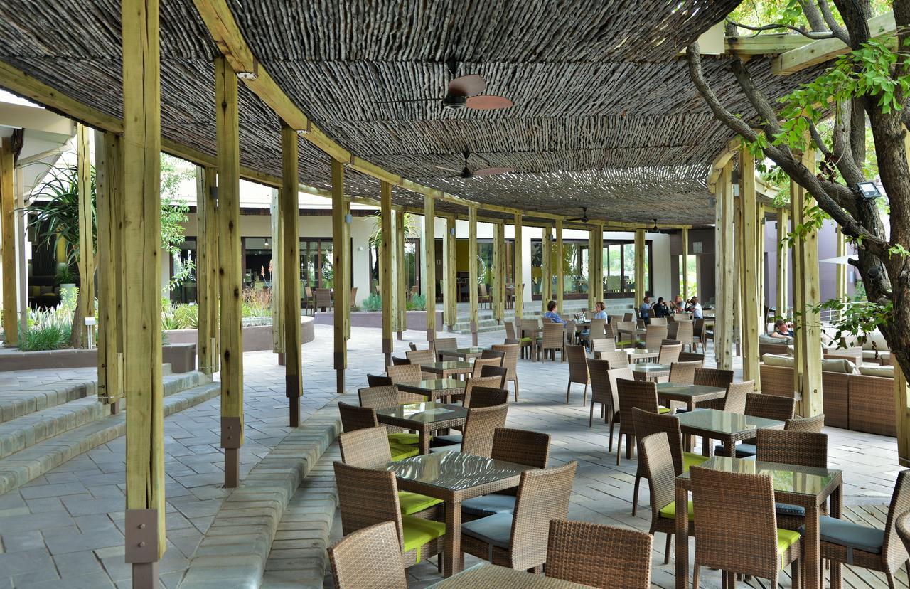 Cresta Maun Hotel Esterno foto
