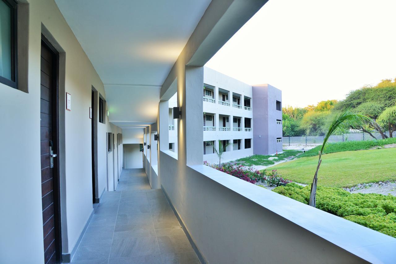 Cresta Maun Hotel Esterno foto