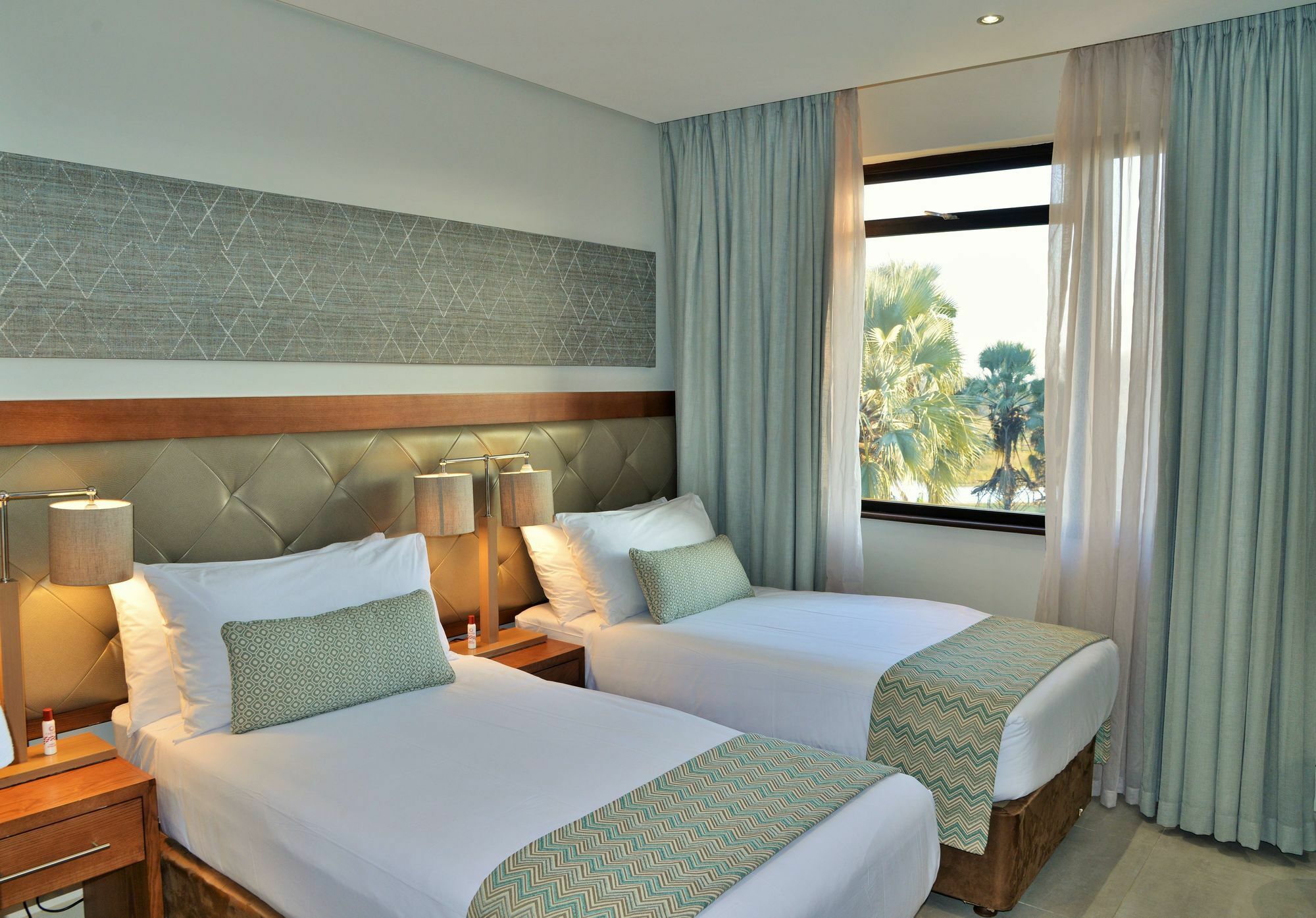 Cresta Maun Hotel Esterno foto